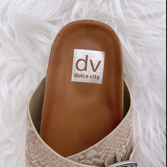 DV by Dolce Vita Platform Sandals - Picture 3 of 6